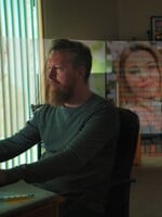 VIDEO: Nevinné randění skončilo vraždou. Z dokumentu o stalkingu podle skutečných událostí mrazí