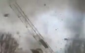 VIDEO: Ničivé tornádo neďaleko Paríža zničilo budovy a prevracalo žeriavy