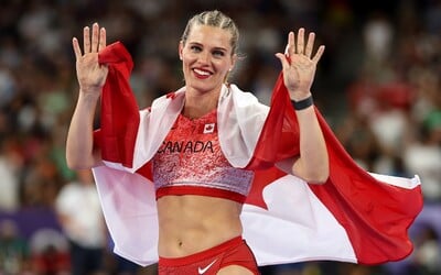 VIDEO: Olympionička, která má i OnlyFans, oslavila bronzovou medaili netradičním způsobem. Zatwerkovala na kamery