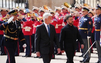 VIDEO: Pražský hrad hostí ukrajinského prezidenta. Návštěva se zaměřuje na vojenskou spolupráci i obnovu země