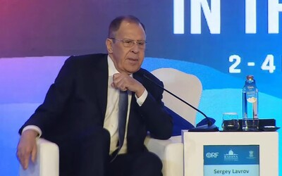 VIDEO: Takto Lavrova vysmiala plná sála, keď vyhlásil, že Ukrajina zaútočila na Rusko. Z Moskvy chcel urobiť obeť Západu