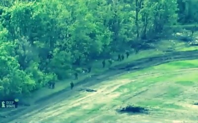 VIDEO: Takto ruskí vojaci utekali zo zákopov pri Bachmute. Ukrajine sa vďaka tomu podarilo získať významné kilometre