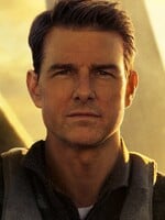 VIDEO: Tom Cruise přivedl fanoušky do varu. Nečekaně se objevil na koncertě Top Gun v Londýně