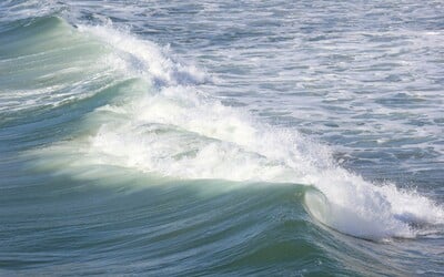 VIDEO: Tsunami zasáhlo sever Japonska: Vlna vysoká 1,3 metru dorazila do přístavu v prefektuře Iwate