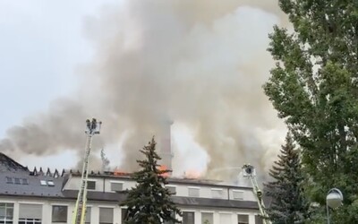 VIDEO: V Praze hořela Ústřední vojenská nemocnice (Aktualizováno)