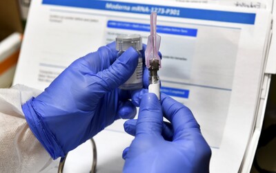 Vakcína proti koronavírusu od Pfizeru a BioNTech možno bude v Európe už v decembri