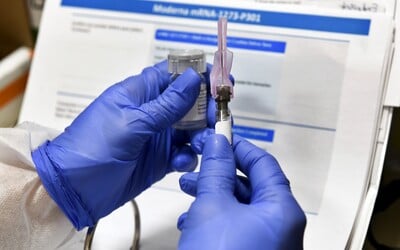 Vakcíny proti ochoreniu COVID-19 možno zaregistrujú na Slovensku do niekoľkých týždňov