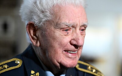 Válečný veterán Emil Boček zemřel, bylo mu 100 let. Byl posledním žijícím letcem RAF českého původu