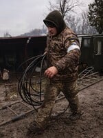 Válka na Ukrajině: Rusko porušilo příměří v Mariupolu, civilisté se nemohou evakuovat