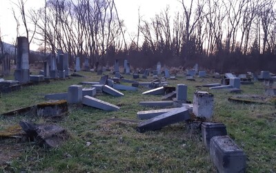 Vandali zničili židovský cintorín v Námestove. Je to horšie ako za 2. svetovej vojny, komentuje predseda občianskeho združenia