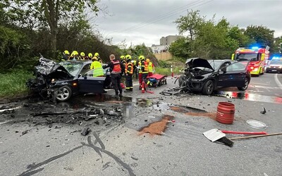 Vážná nehoda na Ostravsku. Opilý a zdrogovaný řidič zranil čtyři lidi včetně dítěte