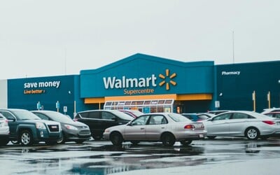 Ve Walmartu zemřela zaměstnankyně. Upekla se v troubě 