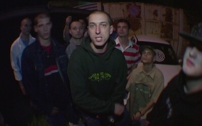 Vec a H16 vydali nikdy nevydaný videoklip k legendárnej skladbe „S vlkmi žijem s vlkmi vyjem“