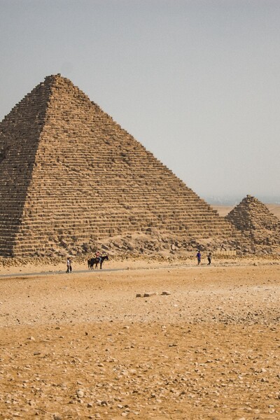 Vědci vyřešili záhadu egyptských pyramid. Konečně vědí, jak byly postaveny