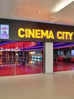 Velká síť kin v Česku hodně zdražuje. Cena jedné vstupenky tě vystřelí z bot