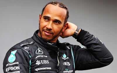 Veľký šok v F1: Lewis Hamilton má prestúpiť z Mercedesu do Ferrari