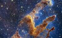Vesmírný dalekohled Jamese Webba zachytil Sloupy stvoření v Orlí mlhovině