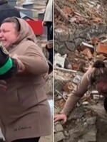 Video, na kterém ukrajinská matka našla svého mrtvého syna, je ta nejstrašnější věc, jakou kdy Volodymyr Zelenskyj viděl