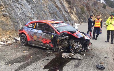 Video zaznamenáva hrôzostrašnú nehodu na Rely Monte Carlo