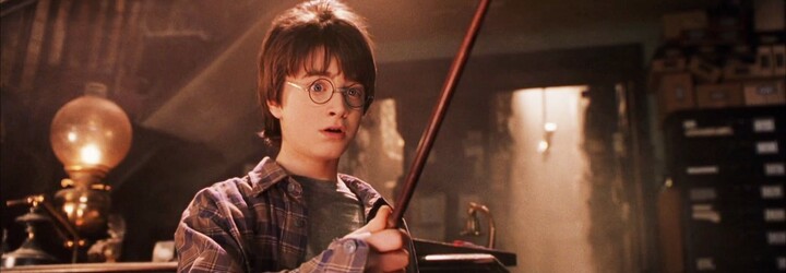 Víme, kdy vyjde očekávaný seriál o Harrym Potterovi. Podílí se na něm i J. K. Rowling