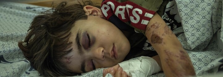 Virální video ukazuje, jak rozdílný je nyní život v Gaze a Izraeli. Jedna strana počítá mrtvé a suť, druhá žije běžný život