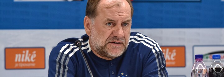Vladimír Weiss st. nebude novým trénerom reprezentácie. Zostáva v Slovane Bratislava