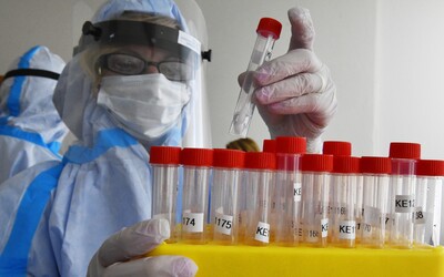 Ve Velké Británii objevili opět další nový kmen koronaviru, který se přenáší ještě rychleji