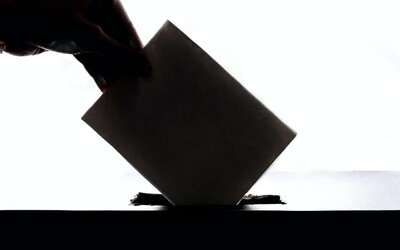 Volby do europarlamentu se blíží. Jak si zařídit voličský průkaz?