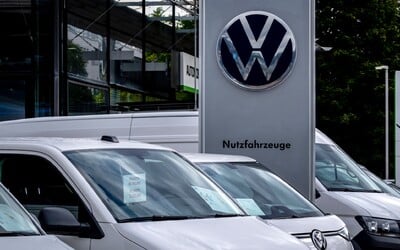 Volkswagen odmietol zvýšenie platov zamestnancov. Spoločnosť dokonca pohrozila znížením