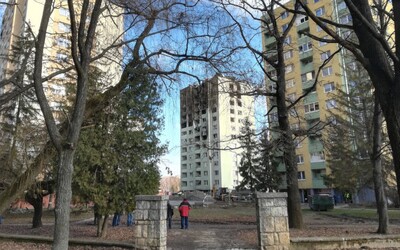 Výbuch plynu v Prešove: Demolácia bytovky sa začína, na ceste je český špeciál, ľudia poslali poškodeným už dva milióny