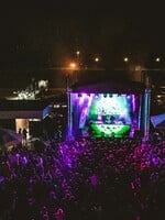 Využi predĺžený víkend a poď na koncert. Luca Brassi10X a 13K to odpália na Vodnom diele v Žiline (LINE-UP)