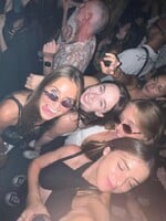 Vyzkoušeli jsme nejlepší klub na světě. Najdeš tu kouzelnou zahradu a DJs i na záchodech, ceny drinků tě ale dostanou