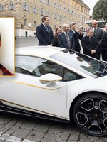 Vyzpovídali jsme nového majitele papežova Lamborghini: Věřící nejsem. Že mi lidi budou závidět, je mi jedno