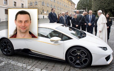 Vyspovedali sme nového majiteľa pápežovho Lamborghini: Veriaci nie som a je mi jedno, že mi budú ľudia závidieť