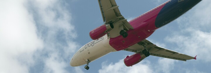 Wizz Air pozastavuje lety do Dubaja a Abú Zabí. Letecká spoločnosť reaguje na eskaláciu konfliktu na Blízkom východe