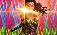 Wonder Woman 1984 dorazí do kín v rovnaký deň ako na HBO Max. V USA si diváci budú môcť rezervovať celé kino sály
