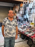 Yeezy za 25 eur, Gucci kabelka za 30. Boli sme sa pozrieť na trhu v Turecku, kde Slováci vo veľkom nakupujú fejky (Reportáž)
