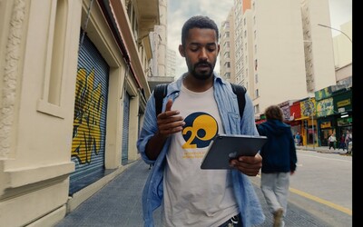 Yemi si zahrál hlavní roli v reklamě na iPad