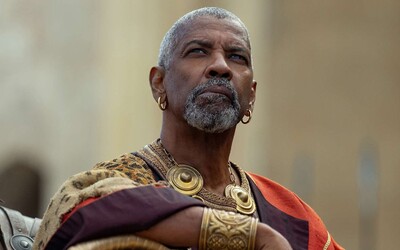 Z Gladiátora 2 se vystřihla žhavá scéna. Denzel Washington v ní políbil muže