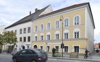 Z Hitlerovho rodného domu sa stane policajná stanica. Štát nechce, aby sa miesto stalo pútnickou atrakciou pre neonacistov