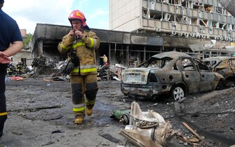 Ukrajina hlásí nové ruské raketové útoky na civilní budovy ve městech. Za poslední tři dny si vyžádaly již více než 40 obětí