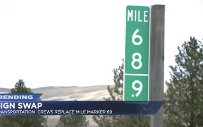 Z diaľnice ľudia neustále kradli značku 69, tak na nej museli prepísať číslo na 68,9