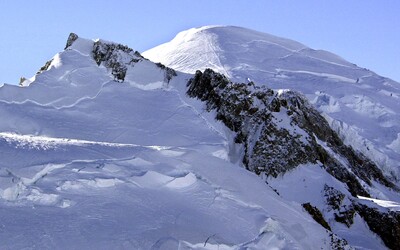 Z ľadovca na Mont Blancu kvôli globálnemu otepľovaniu môže spadnúť 250-tisíc metrov kubických ľadu