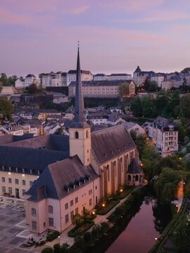 ŽEBŘÍČEK: Takhle vypadá minimální mzda v Evropě. Kolikáté je Česko?
