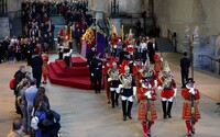 ŽIVĚ: Sleduj pohřeb královny Alžběty II.