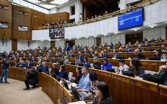 ZOZNAM: Týchto ľudí sa po novom nebude týkať obávaná transakčná daň. Parlament schválil zmeny novely zákona o DPH