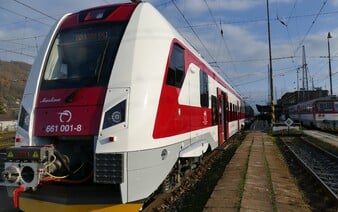 ZSSK zvyšuje ceny cestovných lístkov. Cestovanie vlakom bude drahšie