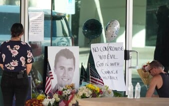Zadržali podozrivého zo zastrelenia vplyvného aktivistu Charlieho Kirka. Trump mu poslal silný odkaz