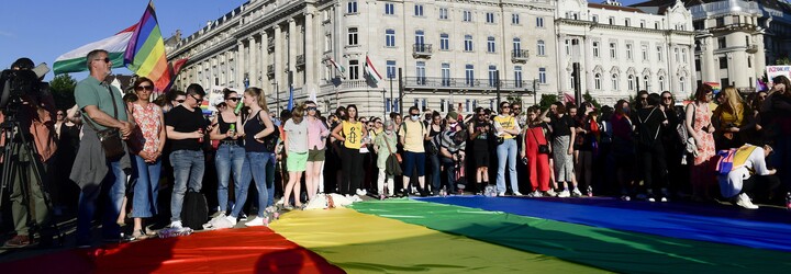 Zákaz rozprávania o LGBT+ komunite je ako zákaz informovania o existencii ľavákov, hovorí spoluzakladateľ Dúhy.sk (Rozhovor)
