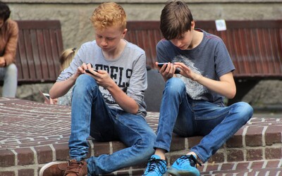 Zákaz sociálnych sietí pre osoby mladšie ako 16 rokov? Táto európska krajina o tom uvažuje